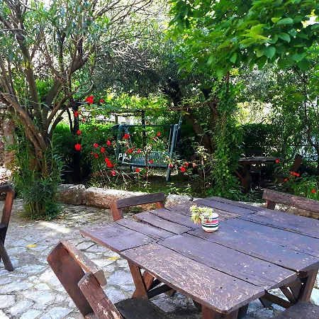 Pietrantica לינה וארוחת בוקר Trentinara